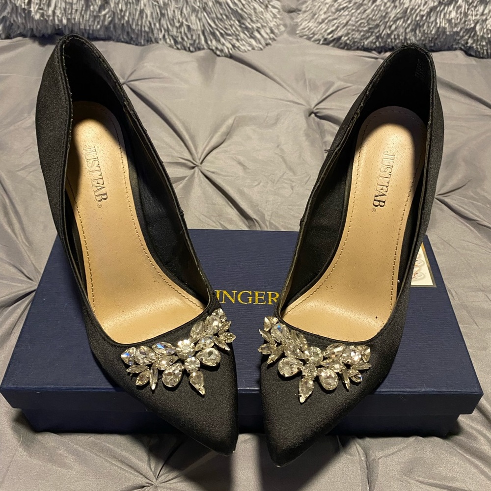 Embellished JustFab Pumps - Picture 8 of 9
